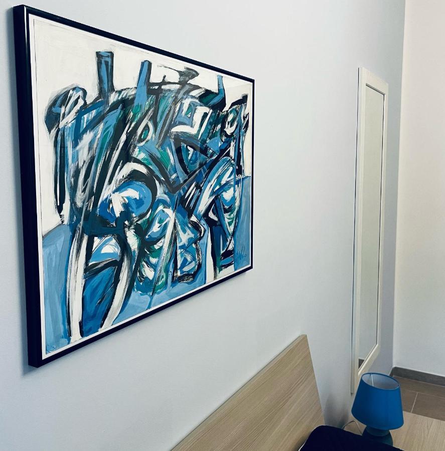 Flerico Apartment Noto Luaran gambar