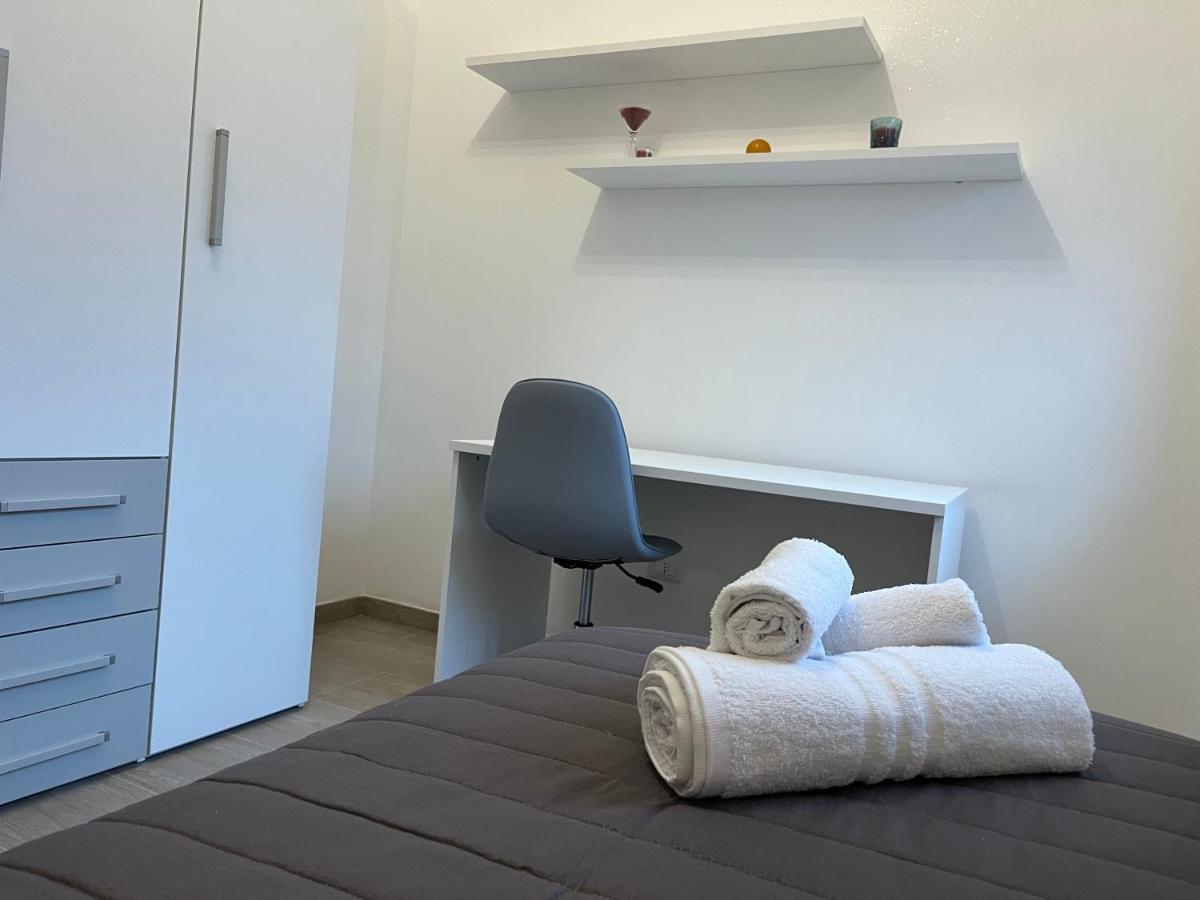 Flerico Apartment Noto Luaran gambar